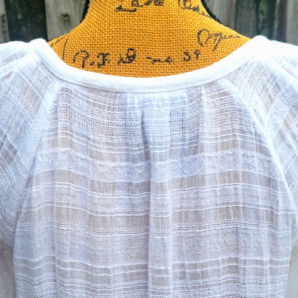 Liz Lange 100% Cotton Gauze Maternity Top